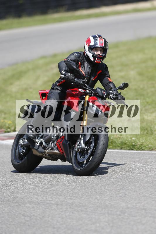 /27 12.06.2025 Ducati Schweiz Trackday Warmup  ADR/gelb-jeaune/ohne